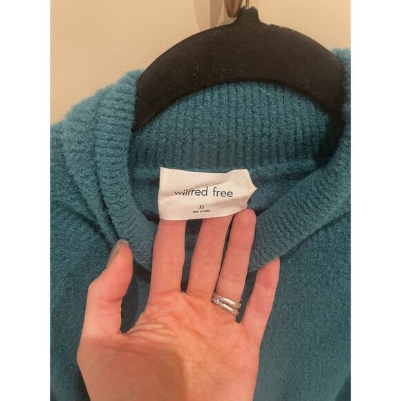 Aritzia Wilfred Free Forest Green Nylon Turtleneck Oversize Sweater. So Soft. XS - Picture 2 of 5